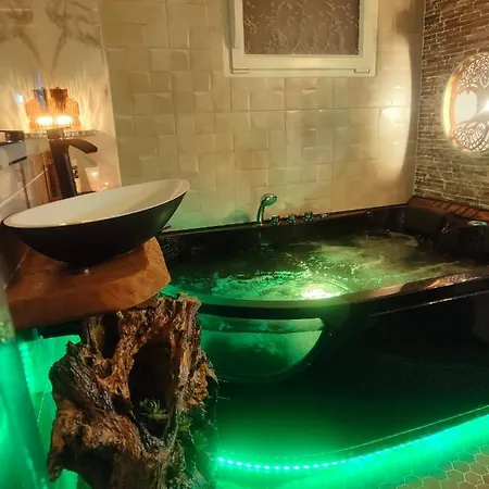 Le Neflier - Balneo - Romantique Pour 2 بيت ضيافة 4*