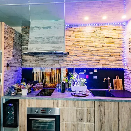 بيت ضيافة Le Neflier - Balneo - Romantique Pour 2 ديجون