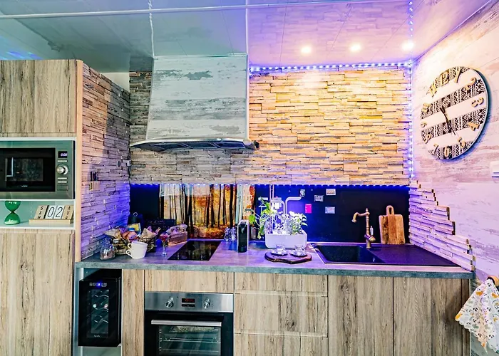 Πανσιόν Le Neflier - Balneo - Romantique Pour 2 Ντιζόν