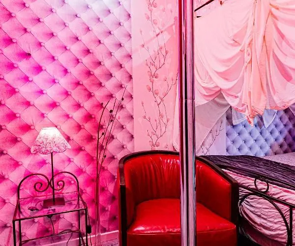 Le Neflier - Balneo - Romantique Pour 2 4* Ντιζόν