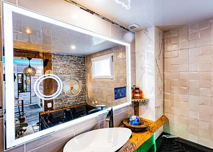 Le Neflier - Balneo - Romantique Pour 2 4* Ντιζόν