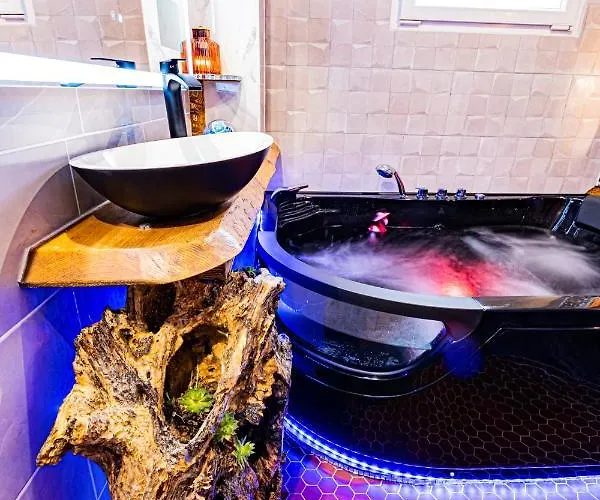 Le Neflier - Balneo - Romantique Pour 2 Πανσιόν Ντιζόν